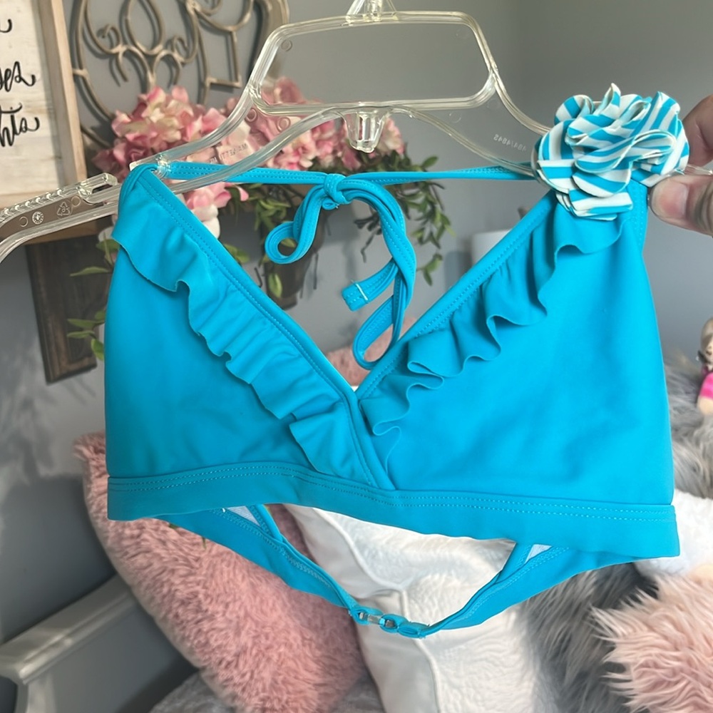Turquoise Ruffled Bikini Top - Picture 3 of 6